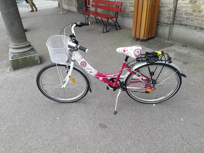 Vélo 24 pouces fille